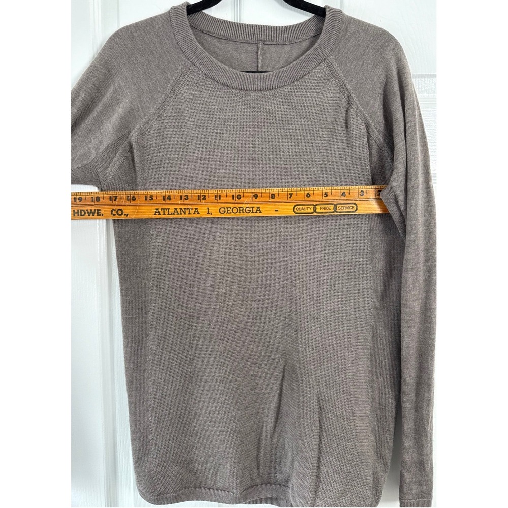 Lululemon Lotus Long Sleeve Raglan Crew Neck Knit Sweater Logo Size Small - Picture 4 of 7